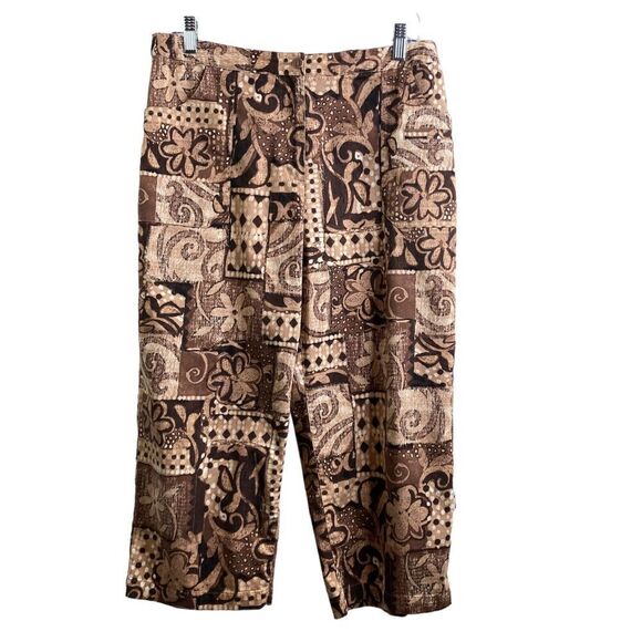 Chicos Women's Dark Floral Boho Capri Pants Size 2 Beachy Lounging Vacation - Picture 1 of 12